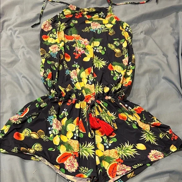 Pilyq Multicolor Floral Romper - Picture 6 of 8